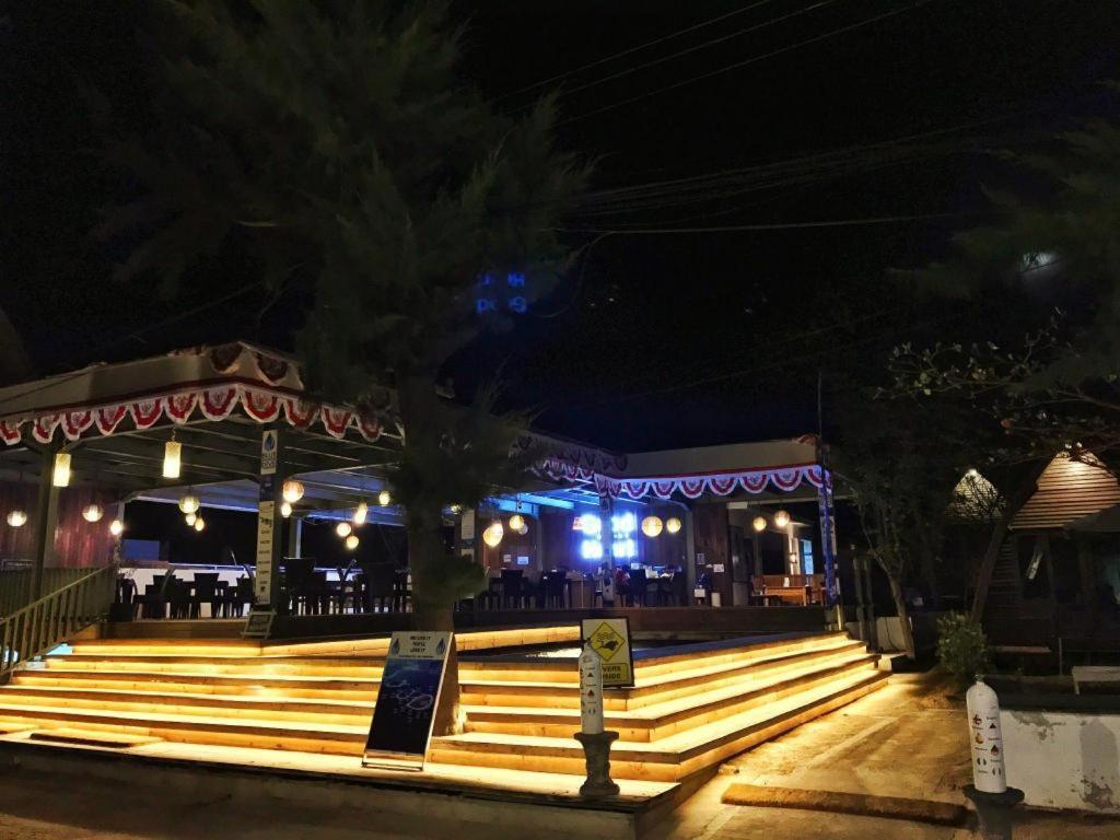Good Heart Hotel Джили Трауанган Екстериор снимка