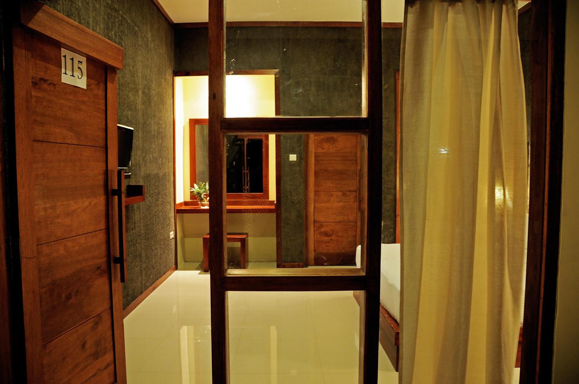 Good Heart Hotel Джили Трауанган Екстериор снимка