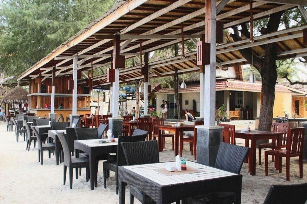 Good Heart Hotel Джили Трауанган Екстериор снимка
